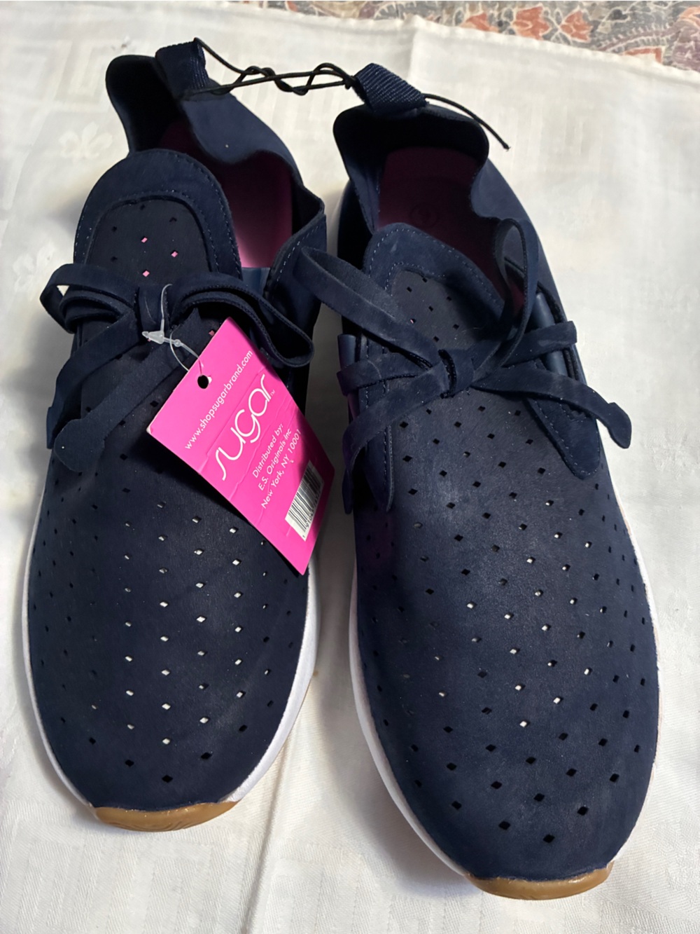 Navy Breathable Lace-Up Sneakers women’s Sugar Brand 9 New